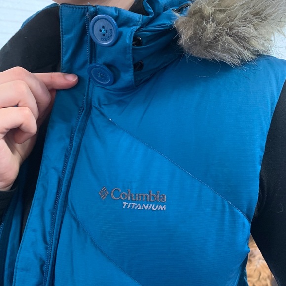 Columbia Sportswear Titanium Down Vest with hood teal small - Picture 3 of 13
